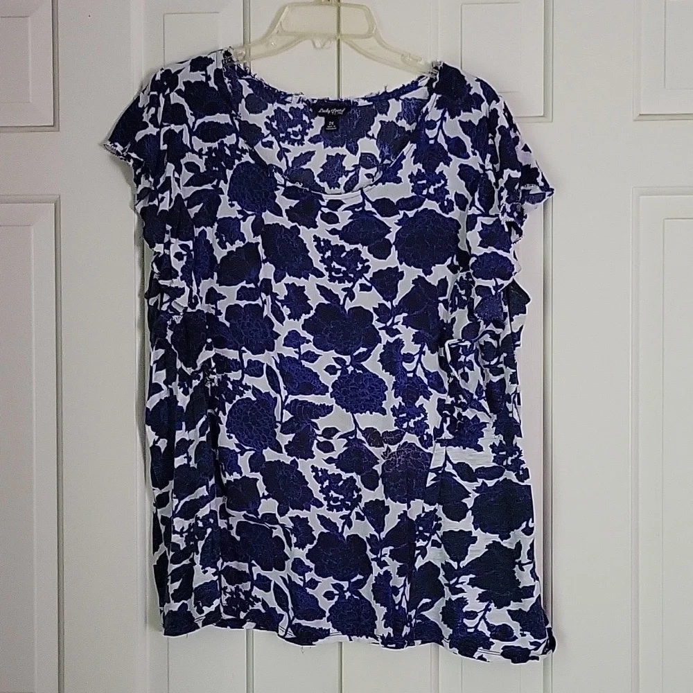 Lucky Brand Womens blue rose floral print top sz 2x Boho Whimsigoth - Picture 1 of 6